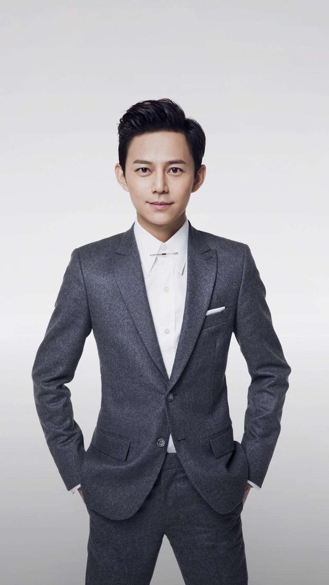 王子文资料简介及照片，王子文资料（至今不娶妻的10位内地大龄男星）