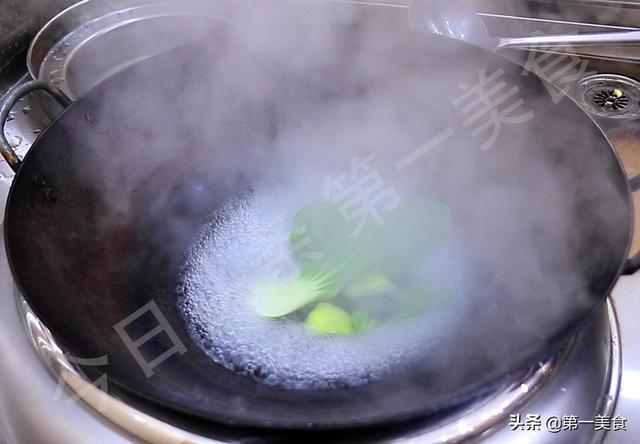 闷饭的家常做法，闷饭的家常做法窍门（只用一个电饭锅）