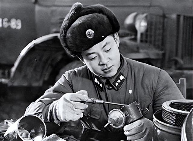 雷锋的感人故事，雷锋的故事（40年后鉴定人披露事故发生细节）