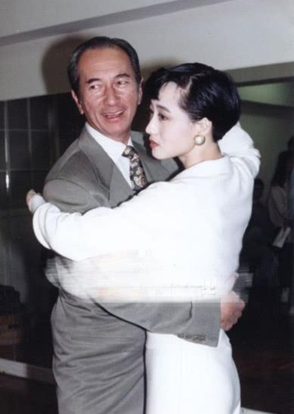 又酷又飒的女明星短发，能驾驭“短发”的女明星