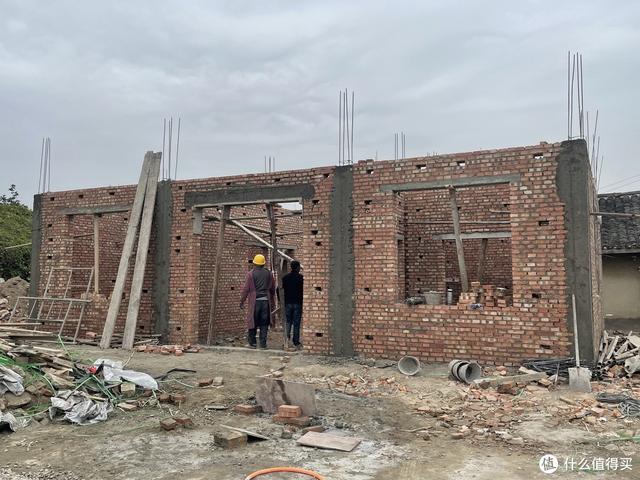 盖房子用325水泥还是425水泥 不同品牌325水泥多少钱一吨，盖房子用325水泥还是425水泥（<篇二>——自建房常用材料选择指南）