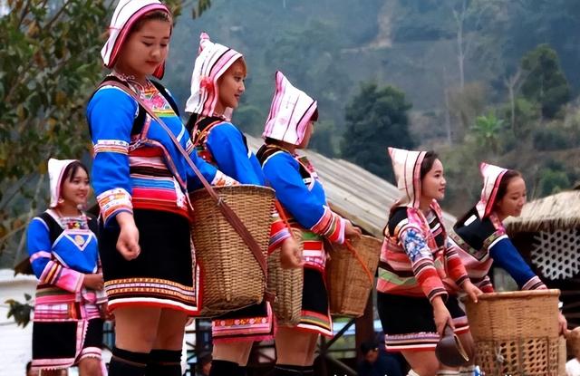 云南的风俗和特色，云南的风俗特点（云南少数民族家庭习俗知多少）