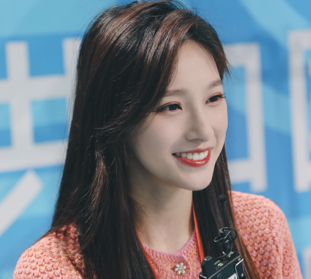 春晚主持人龙洋个人资料简介，春晚主持人龙洋是谁（至今未嫁人的10位央视女主持人）