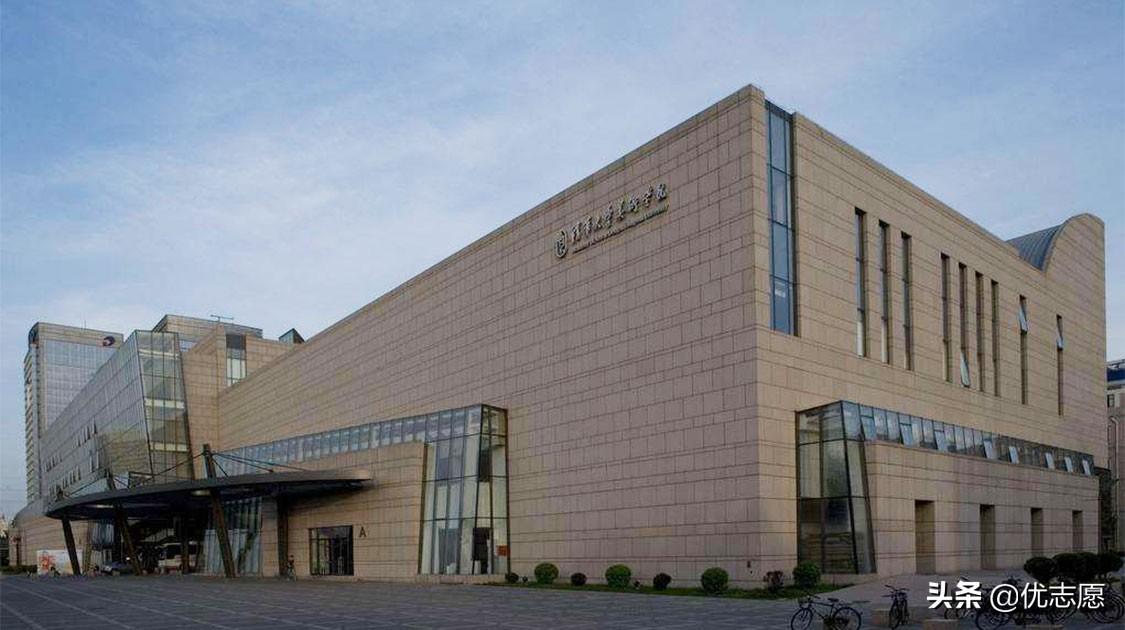 清华大学美术学院（21年清华美院本科艺术类招录变动分析）