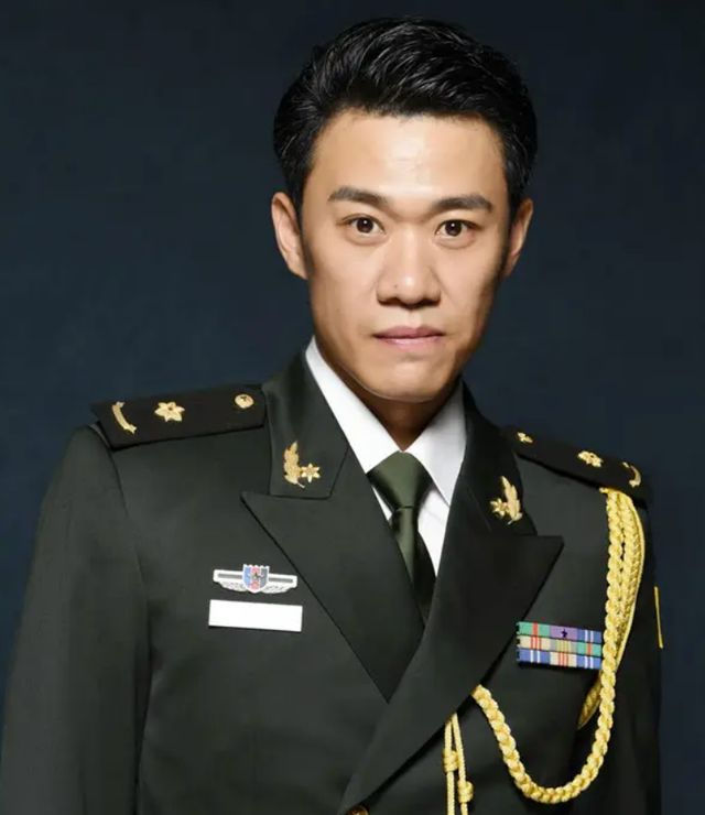 假如幸福来临的演员，假如幸福来临的演员表张露（宋春丽：和教授丈夫结婚42年）