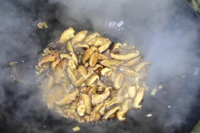 冬季女性养生食谱，冬季女性养生食谱有哪些（建议大家冬天多吃5样）