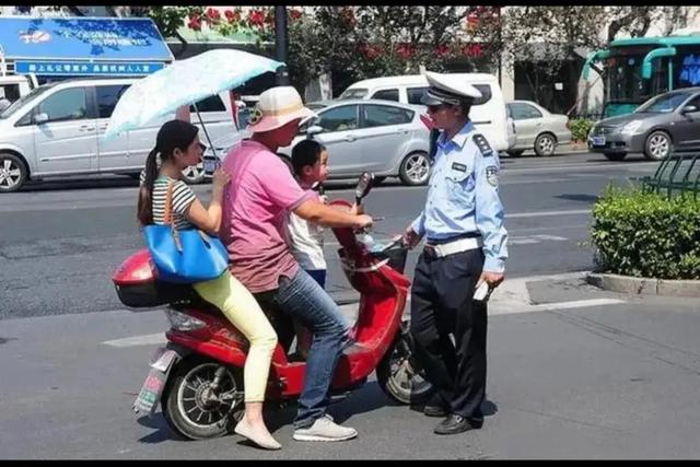 电动车蓝牌和绿牌的区别，广西电动车蓝牌和绿牌的区别（电动车绿牌、蓝牌、黄牌、白牌代表什么）