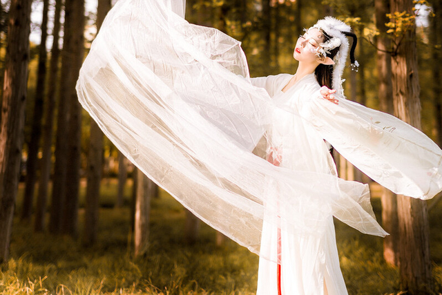 名字中带凡字好不好，凡字在名字中的寓意（用这些常见不常用的字起名）