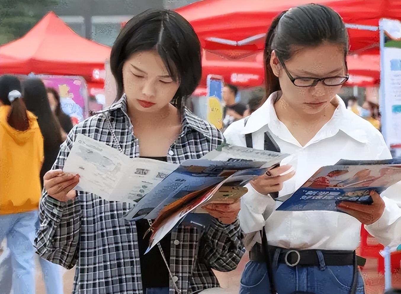 选调生学校要求（5所大学被称为）