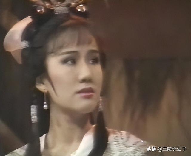 100部古装武侠电视剧，古装武侠剧（那些年追过的十部老武侠电视剧）