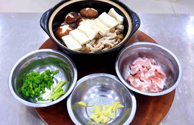 最有效减肥食谱，一周让你饱着瘦下去（这个夏天有口福了）