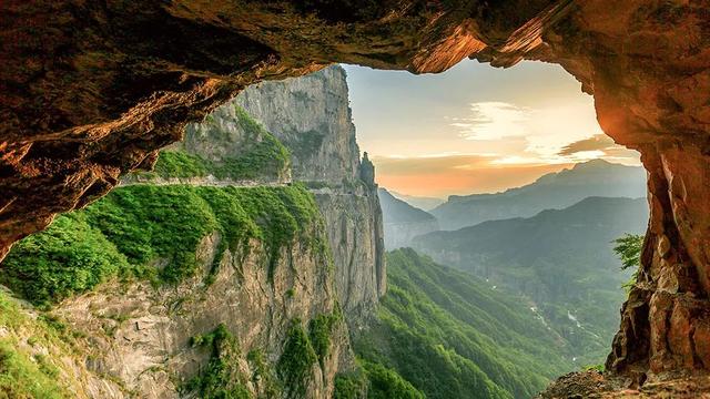 举起手来拍摄地，举起手来拍摄地郭亮村介绍（悬崖上有隐秘古村）