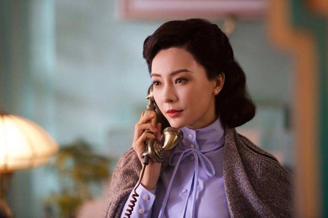 陈数：惨遭前夫劈腿，二婚钢琴家赵胤胤，为了继子决定不生孩子