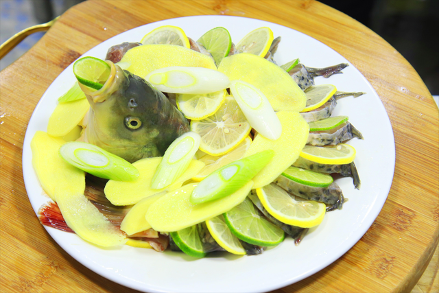 年夜饭都有哪些菜，年夜饭做什么菜简单又好吃（都要吃这6道\