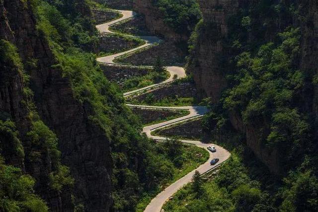 平字的拼音，平字的拼音大写（《凹凸平谈》）