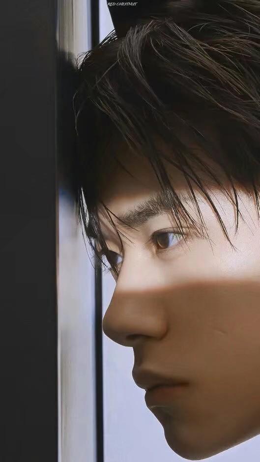 鏄撶儕鍗冪幒鐨勫コ鏈嬪弸浠湅杩囨潵