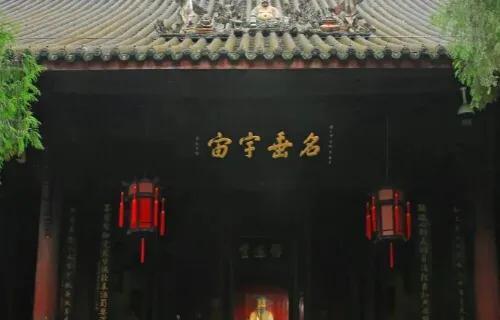 成都好玩的地方有哪些，成都有哪些地方好玩（成都必去的七大景点）