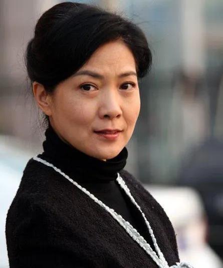 撒贝宁是什么民族，撒贝宁的准确身高是多少阿（回族明星更有魅力）