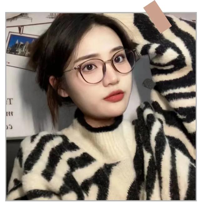 长脸适合什么眼镜，长脸男生适合什么眼镜（什么脸型戴什么眼镜）