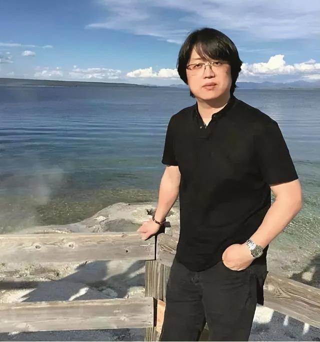 我国著名的书法家有哪些，我国有哪些著名的书法家（十位中国书法家协会会员的书法）