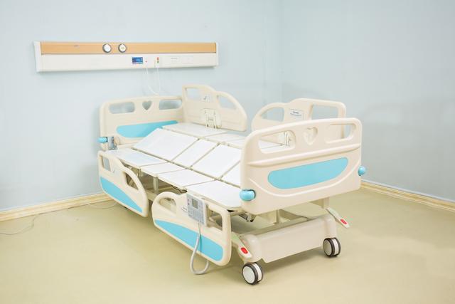 使用电动床有什么好处，电动床效果好吗（电动翻身床的优点详细讲解）