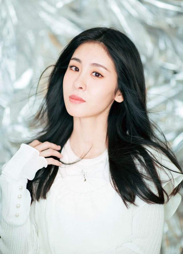 华晨宇与张碧晨，华晨宇与张碧晨事件解析（两次亲子鉴定照曝光女方不悦）