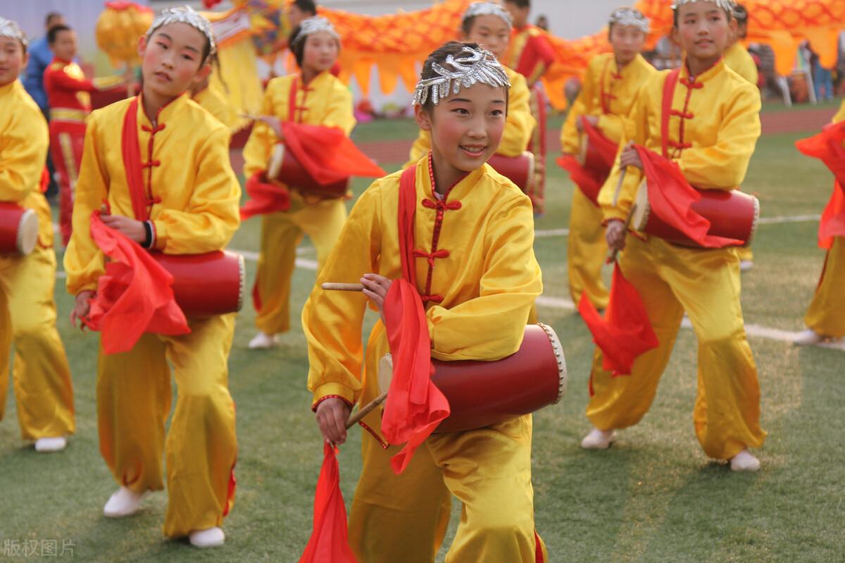 学校活动主题（简短校园活动策划）