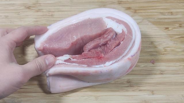 豆酱的做法，鸡蛋黄豆酱的做法（日销700份的炸酱秘方）