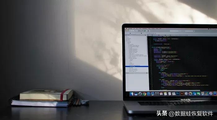 显示桌面图标怎么设置（桌面上的图标不见了解决方法）