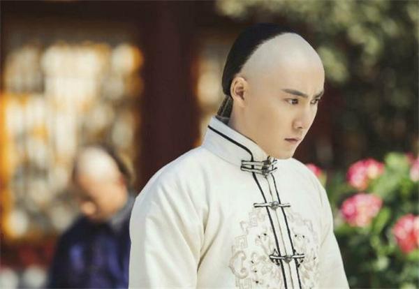 多尔衮的爵位谁继承，代善：清朝最豪横的王爷