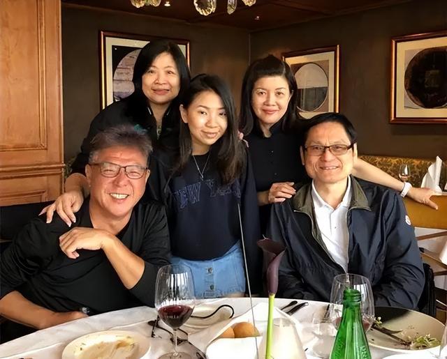 姜育恒是韩国人吗，姜育恒是哪里人（6人吃4盘菜太俭朴）
