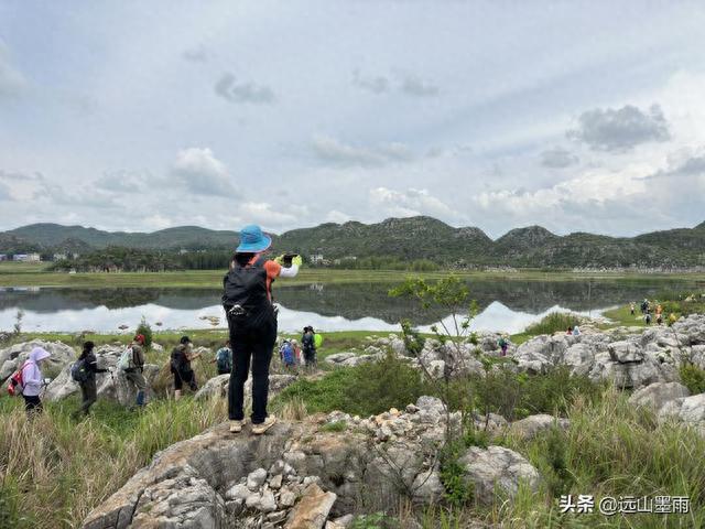 环走曲靖海峰湿地，线路休闲、风景优美，我们沉醉在山水画卷中