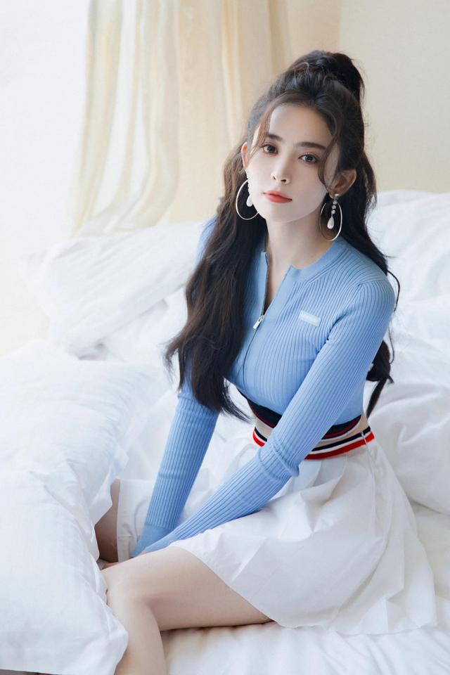 词:古力娜扎美图采集,古力娜扎美图,古力娜扎美图最新,古力娜扎最美照