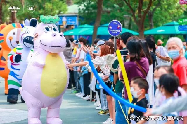 成都欢乐谷夜场，成都欢乐谷游玩指南（中秋赏乐倒计时）