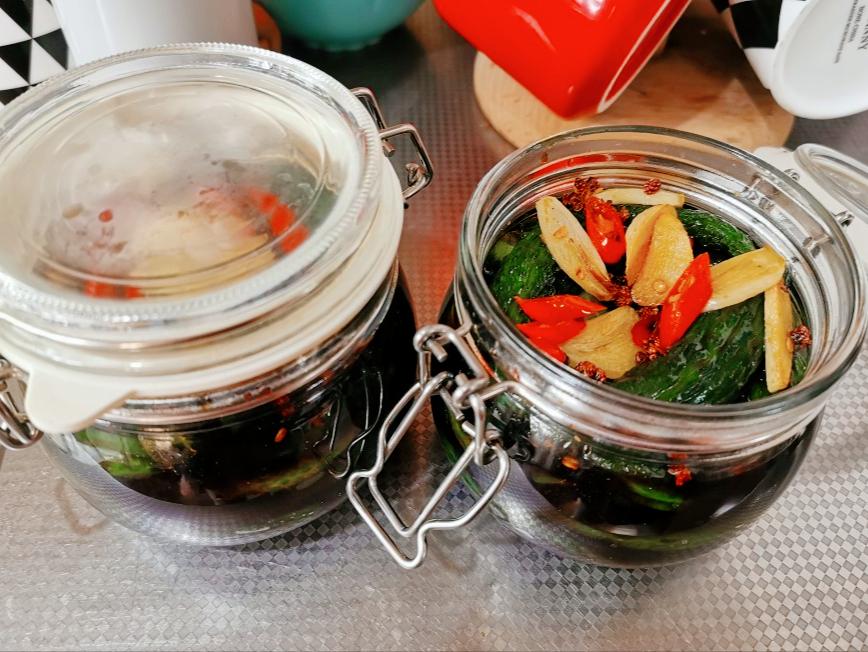坛子泡黄瓜的腌制方法和配料，泡菜坛子可以泡黄瓜吗