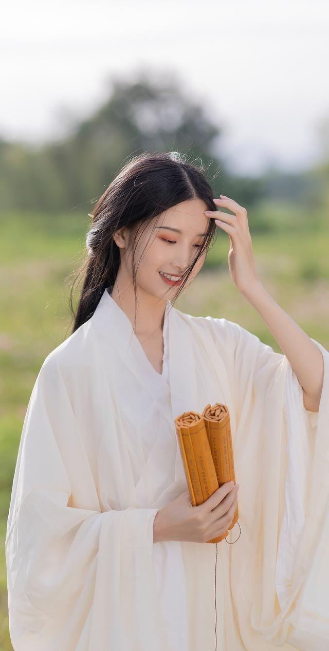浪漫的爱情诗句，浪漫诗句（10句关于浪漫爱情的著名诗句）