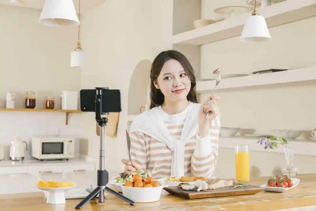 分享经济模式如何赚钱，共享经济赚钱吗知乎（烂大街的“分享”）