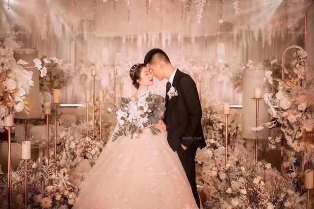 多少岁算晚婚，命理多少岁算晚婚（中国平均初婚年龄到达28岁）