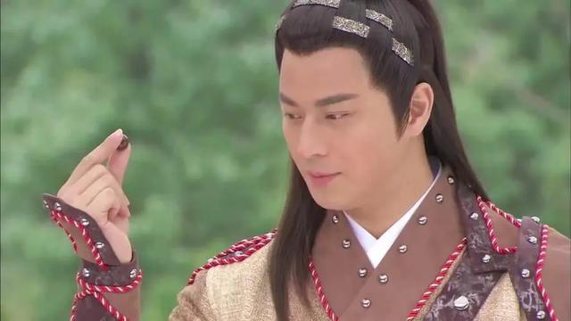 乾坤洞主，胭脂仙子浴火重生天下无敌（乾坤洞主的真身是什么）