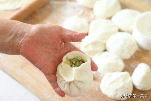 蒸包子要多长时间最好，韭菜蒸包子要多长时间最好（“开水蒸”和“冷水上锅”区别挺大）