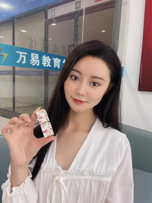 tf80口红颜色，TF口红热门色号有哪些？16黄皮妹子福音（这些口红色号非常好看）