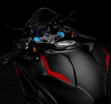 看不上cbr400r,就来了解一下新上市的本田新款cbr250rr