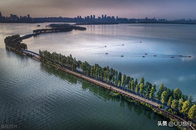 武汉十大必玩景点，武汉十大必玩景点排名（湖北省最值得去的十大景点）