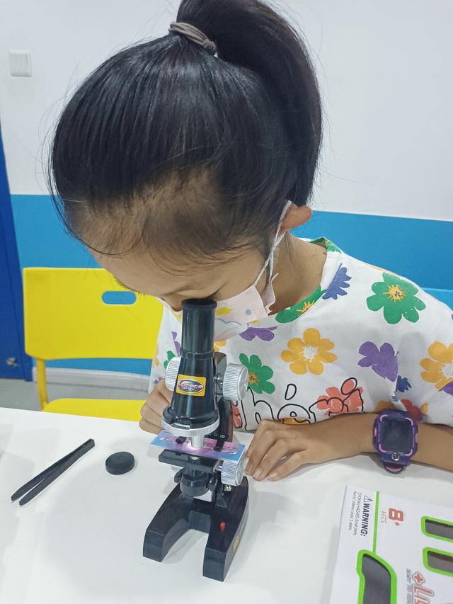 光学显微镜是什么东西，光学显微镜是什么东西图片（通过有趣的实验一起来学习吧）