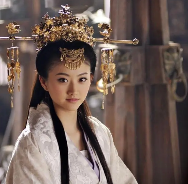 景甜素颜洗脸被指接地气，景甜私密视频被曝光