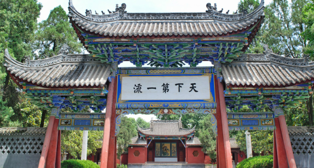 四川旅游景点推荐，四川旅游景点推荐表（四川最美二十个景区推荐）