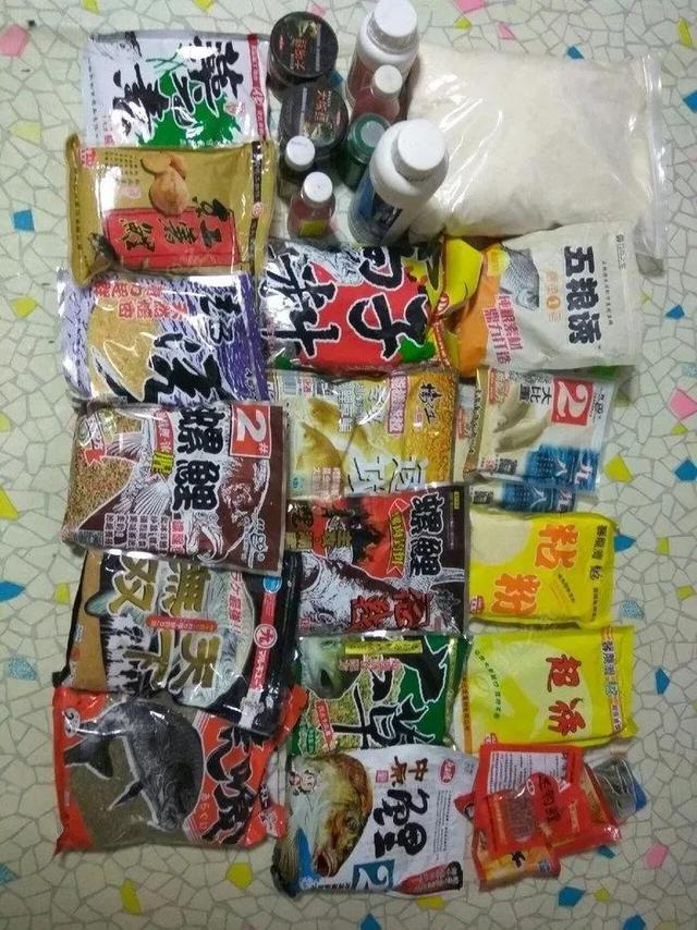 钓鱼用什么鱼饵最好，黄浦江钓鱼用什么鱼饵最好（这样选择钓鱼饵料）