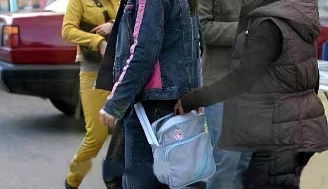 李明德个人资料，李明德个人资料身高（这个湖南高知家庭的离奇悲剧）