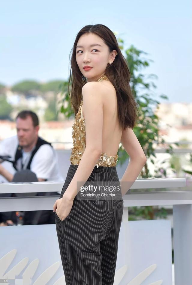 周冬雨多少岁了今年多大，32岁周冬雨被质疑面相变了