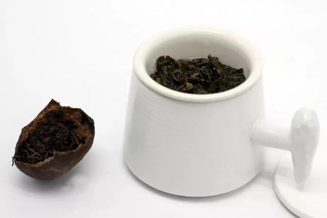 纳米水杯能泡茶喝吗 纳米水杯可以泡茶喝吗，纳米水杯能泡茶喝吗（不留污垢不会喝到茶叶）